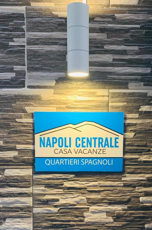 Napoli Centrale 外观 照片